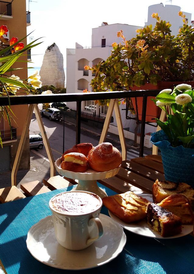 B&B Pizzomunno Vieste Bagian luar foto